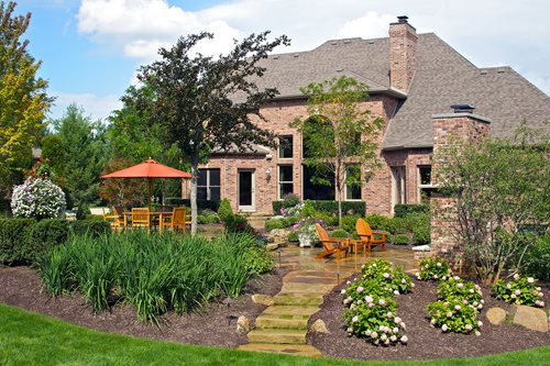 Inspiring Backyard Retreats Profiles of backyard landscaping projects ...